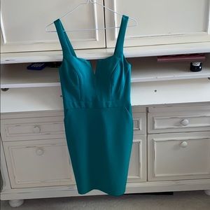 City studio size 3 green fitted dress